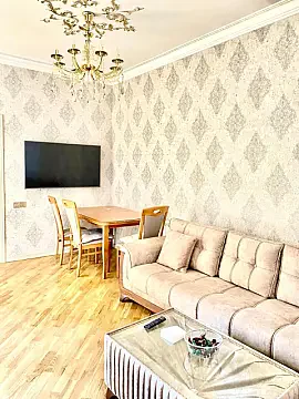 Kirayə verilir 2 otaqlı mənzil 68 m² — Bakı 2 otaq 68.00 m²