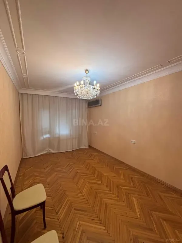 Satılır 3 otaqlı mənzil 85 m²