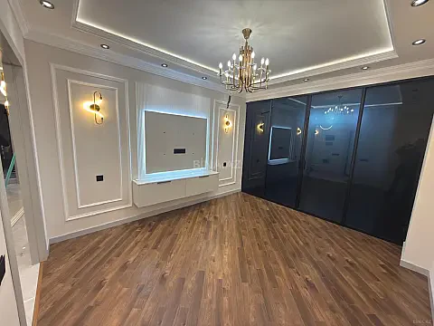 Satılır 3 otaqlı mənzil 90 m² — Bakı 3 otaq 90.00 m²