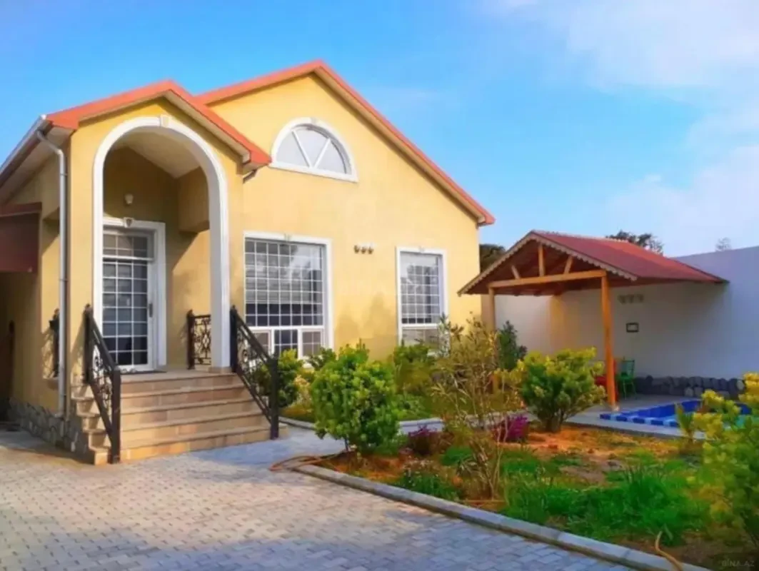 Kirayə verilir 4 otaqlı həyət evi 100 m²