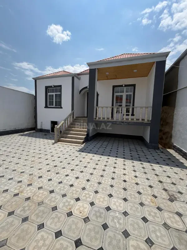 Satılır 4 otaqlı həyət evi 120 m²