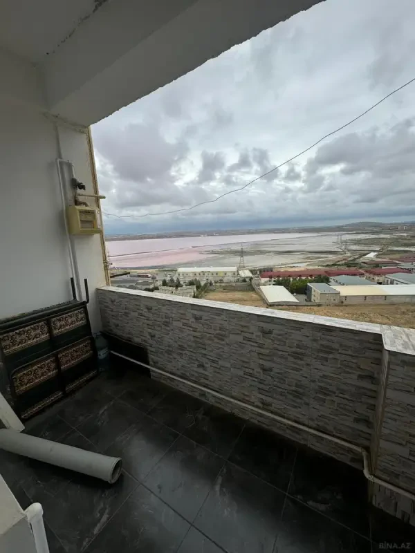 Kirayə verilir 2 otaqlı mənzil 62 m²