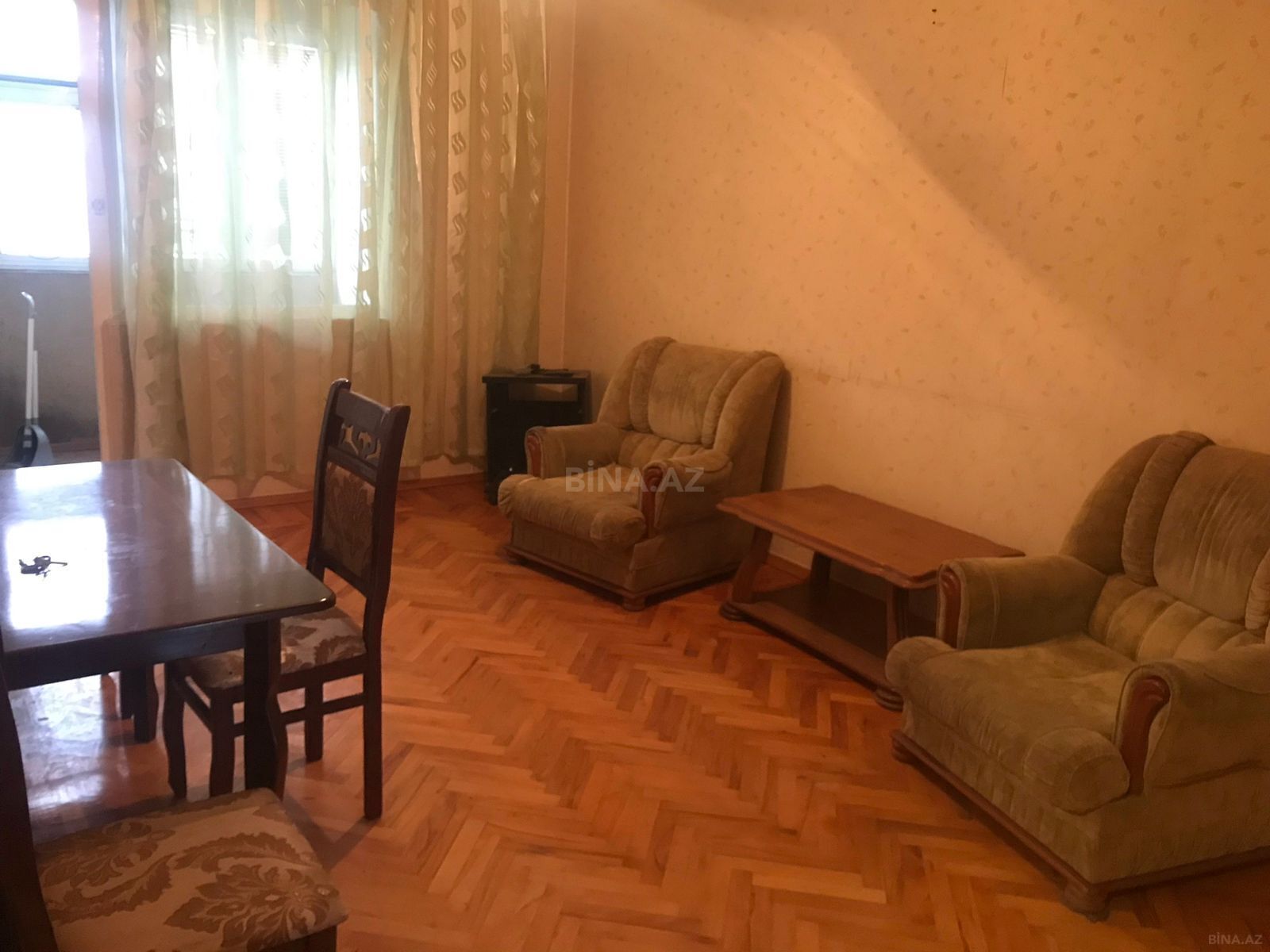Satılır 2 otaqlı mənzil 42 m²