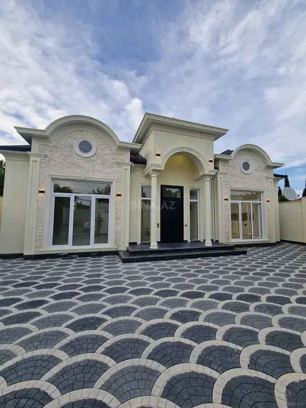 Satılır 4 otaqlı həyət evi 135 m²