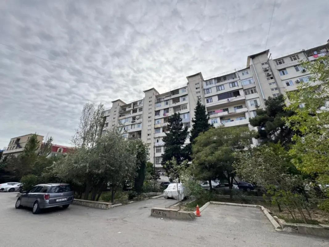 Satılır 3 otaqlı mənzil 80 m²