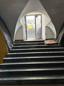 Kirayə verilir obyekt 200 m² — Bakı 200.00 m²