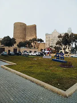 Kirayə verilir 2 otaqlı ofis 45 m² — Bakı 2 otaq 45.00 m²