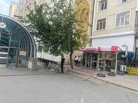 Kirayə verilir obyekt 100 m² — Bakı 100.00 m²