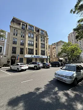 Kirayə verilir obyekt 30 m² — Bakı 30.00 m²
