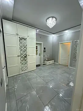 Kirayə verilir 2 otaqlı mənzil 90 m² — Bakı, Memar Əcəmi yanı 2 otaq 90.00 m²
