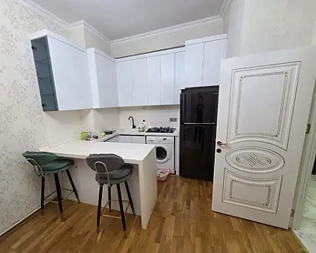Kirayə verilir 2 otaqlı mənzil 50 m² — Bakı 2 otaq 50.00 m²