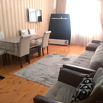 Kirayə verilir 3 otaqlı mənzil 85 m² — Bakı 3 otaq 85.00 m²