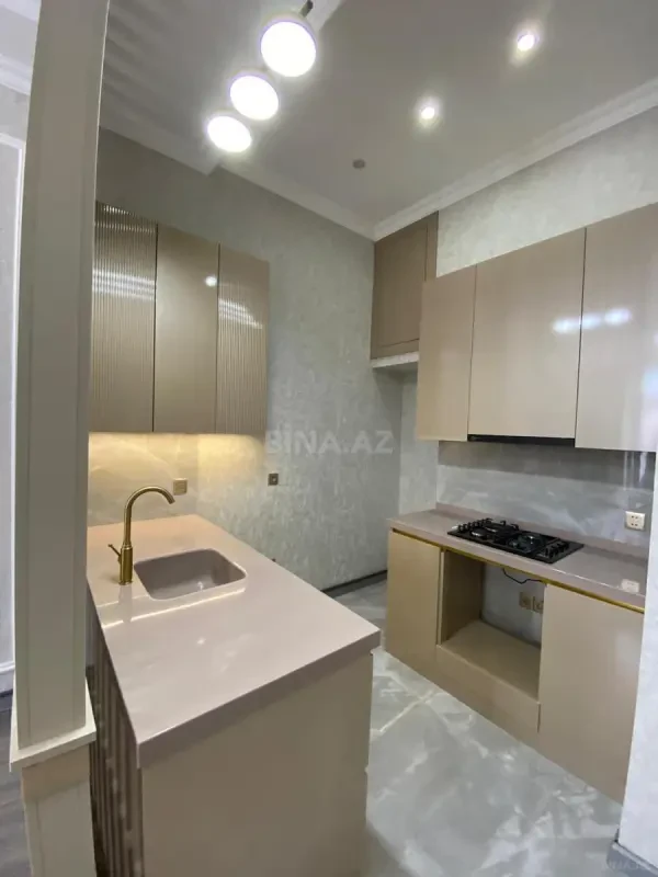 Satılır 3 otaqlı mənzil 77 m²