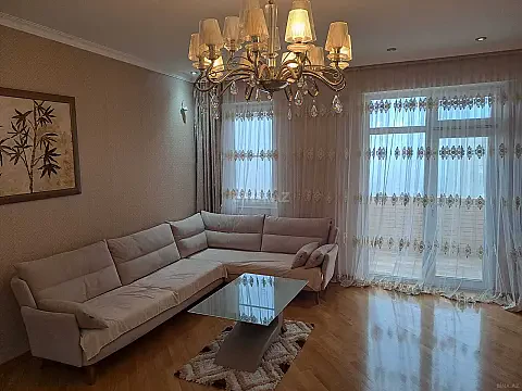 Kirayə verilir 2 otaqlı mənzil 90 m² — Bakı, İnşaatçılar 2 otaq 90.00 m²