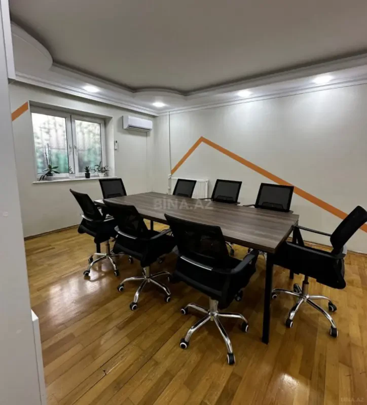 Kirayə verilir 2 otaqlı ofis 34 m²
