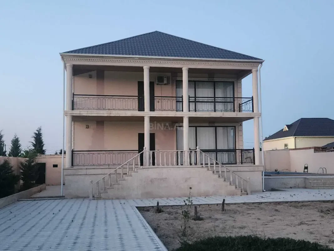 Kirayə verilir 4 otaqlı həyət evi 350 m²