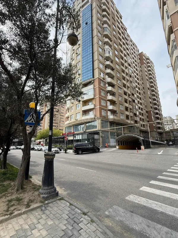 Satılır 2 otaqlı mənzil 60 m²