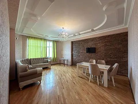 Satılır 2 otaqlı mənzil 90 m² — Bakı, Memar Əcəmi yanı 2 otaq 90.00 m²