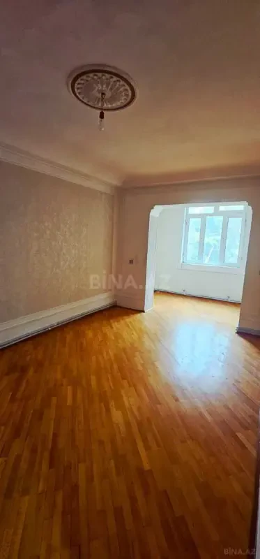 Satılır 3 otaqlı mənzil 62 m²