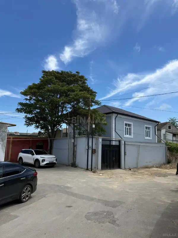 Satılır 5 otaqlı həyət evi 160 m²