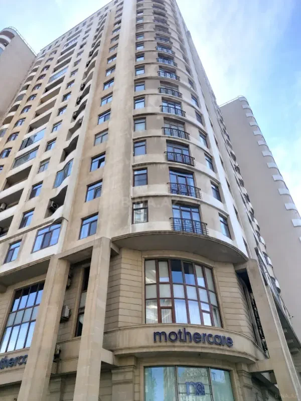 Satılır 3 otaqlı mənzil 90 m²