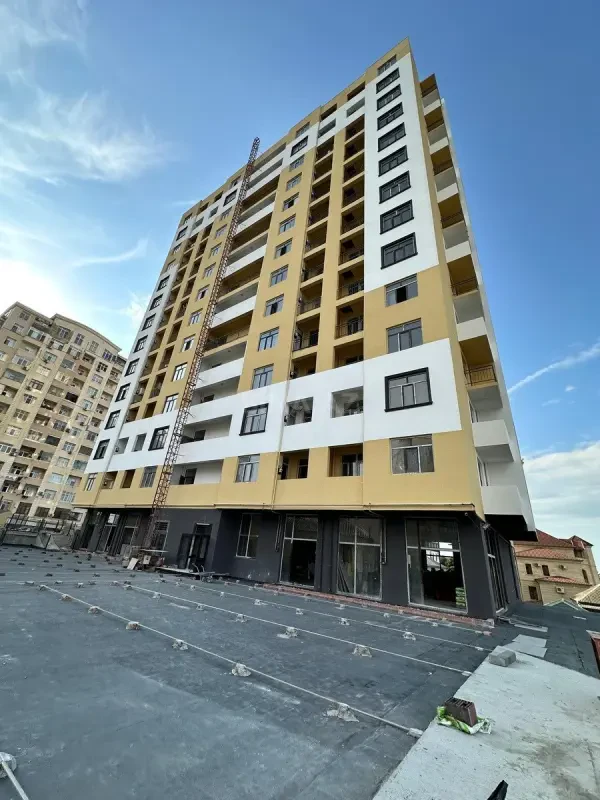 Satılır 3 otaqlı mənzil 119 m²