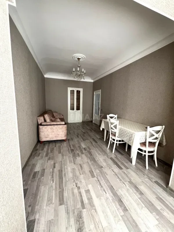Kirayə verilir 3 otaqlı mənzil 90 m²