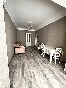 Kirayə verilir 3 otaqlı mənzil 90 m² — Bakı 3 otaq 90.00 m²