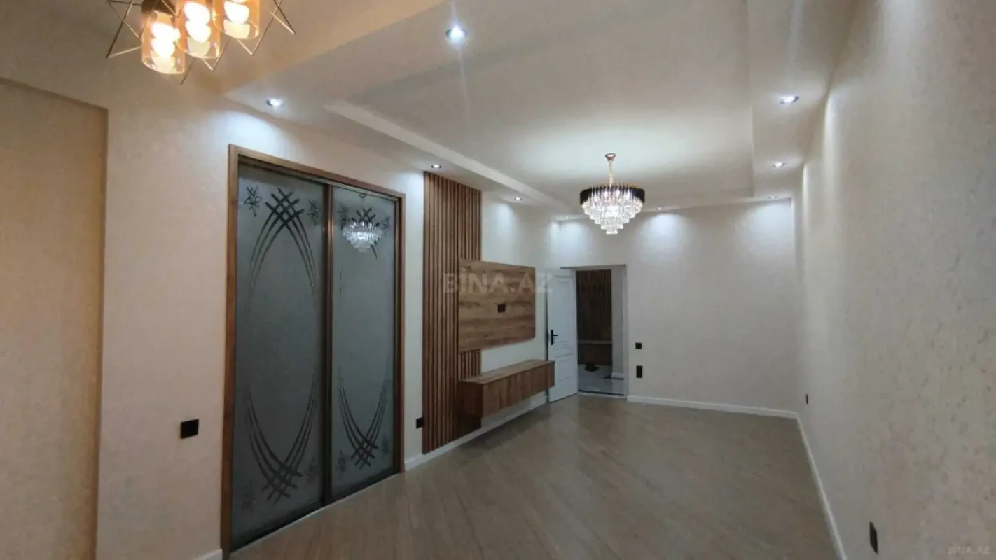 Satılır 2 otaqlı mənzil 60 m²