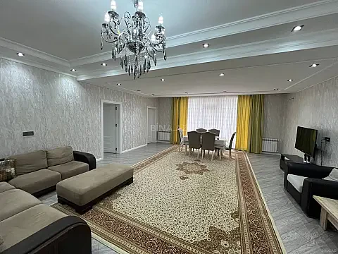 Satılır 3 otaqlı mənzil 150 m² — Bakı 3 otaq 150.00 m²