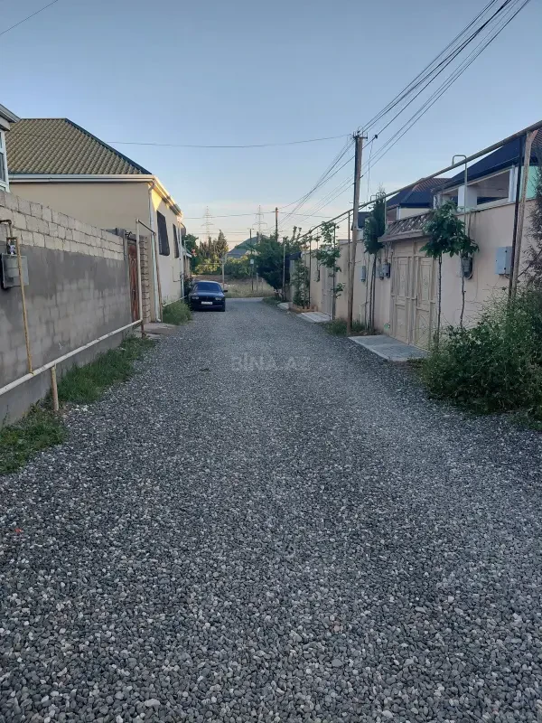 Satılır 5 otaqlı həyət evi 127 m²