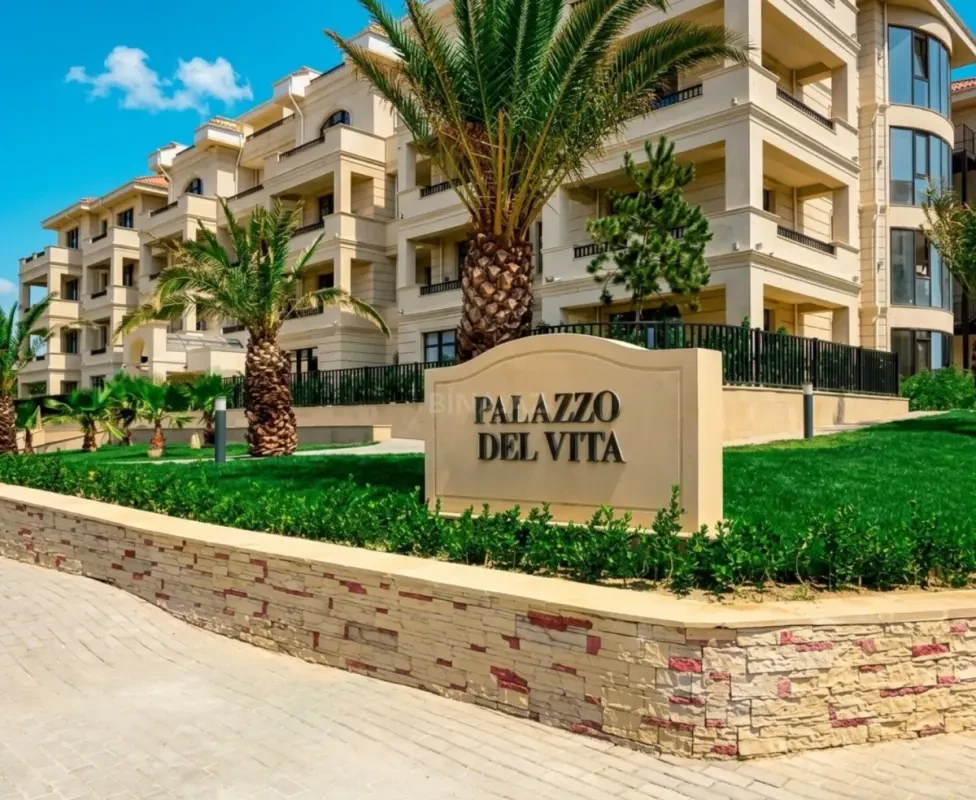 Satılır 2 otaqlı mənzil 83 m²