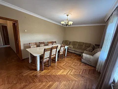Satılır 3 otaqlı mənzil 65 m² — Bakı, Həzi Aslanov qəs. 3 otaq 65.00 m²