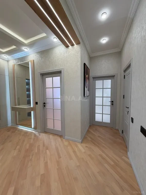 Satılır 2 otaqlı mənzil 89 m²
