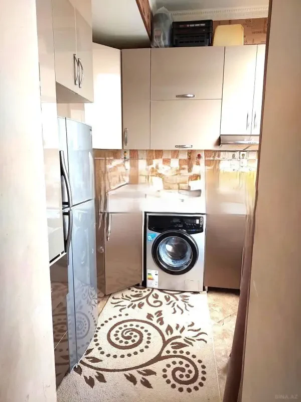 Kirayə verilir 2 otaqlı mənzil 70 m²