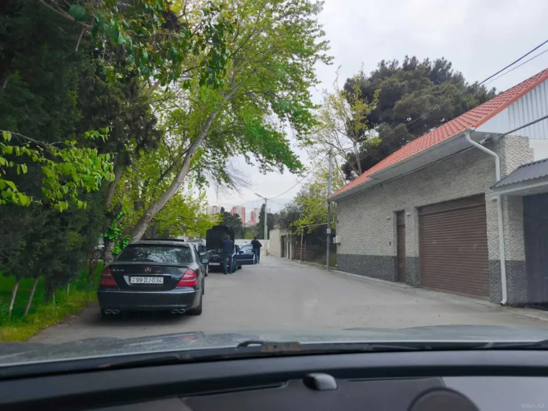 Satılır 6 otaqlı həyət evi 300 m²