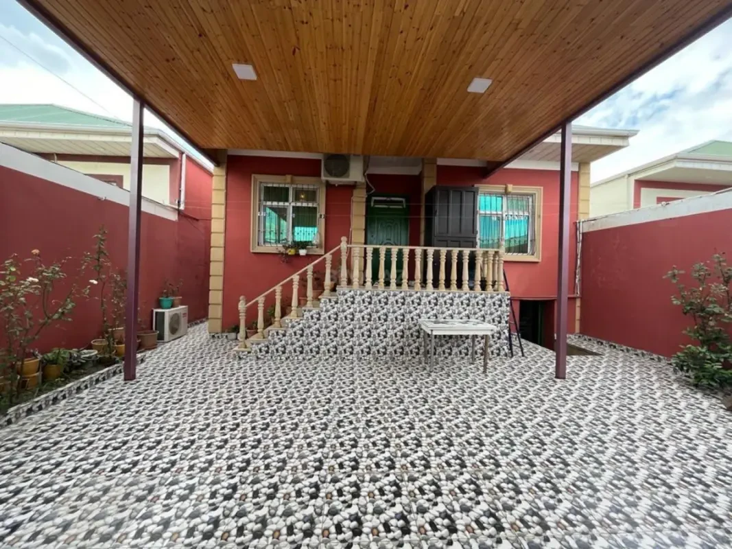 Satılır 4 otaqlı həyət evi 110 m²