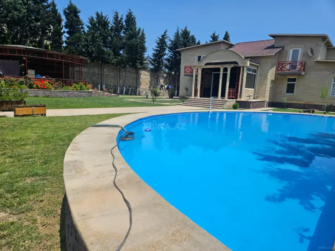 Kirayə verilir 5 otaqlı həyət evi 400 m²