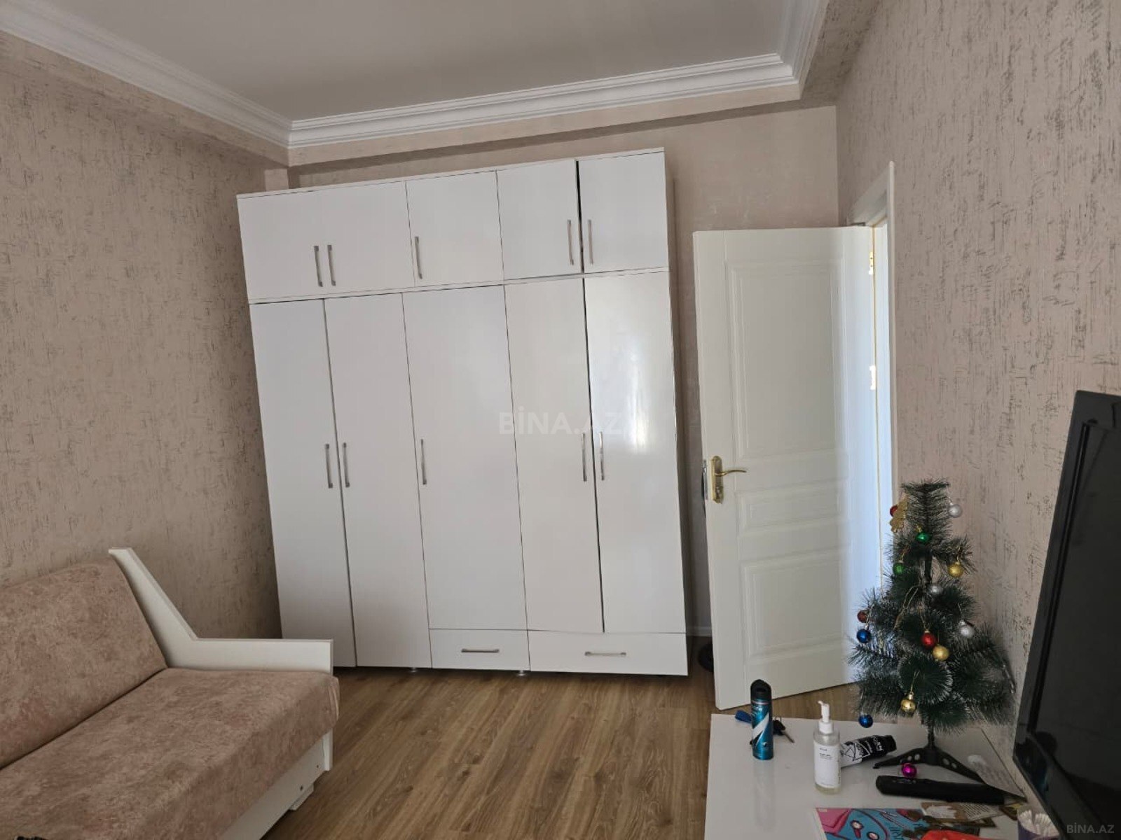 Kirayə verilir 1 otaqlı mənzil 46 m²