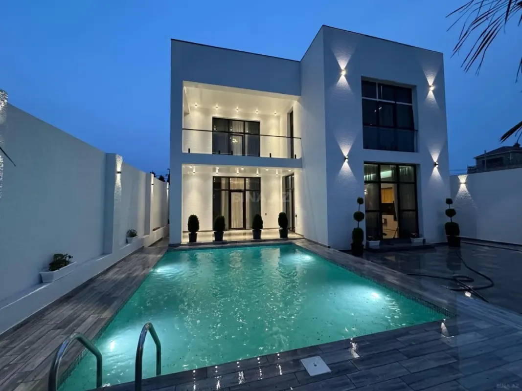 Satılır 5 otaqlı həyət evi 225 m²