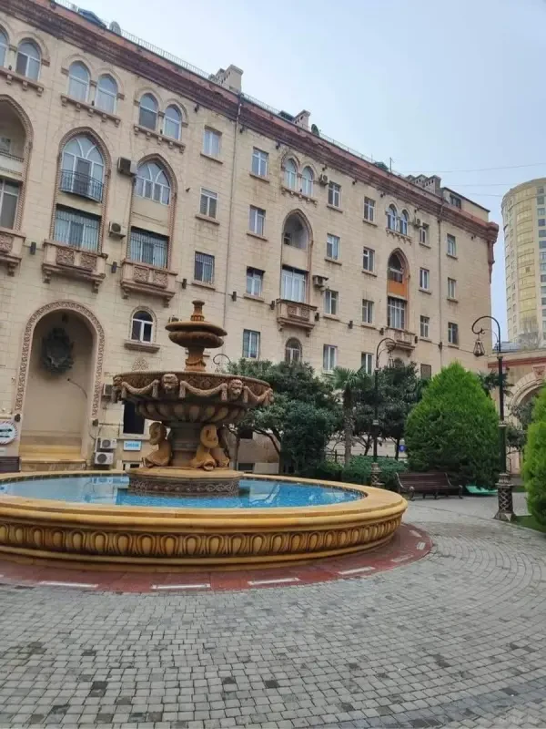 Kirayə verilir 2 otaqlı mənzil 55 m²