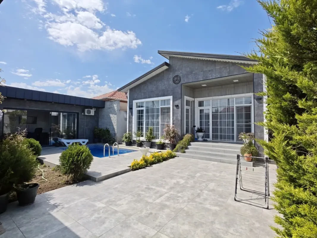 Kirayə verilir 3 otaqlı həyət evi 120 m²