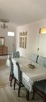 Satılır 4 otaqlı həyət evi 130 m² — Bakı, İnşaatçılar 4 otaq 130.00 m²