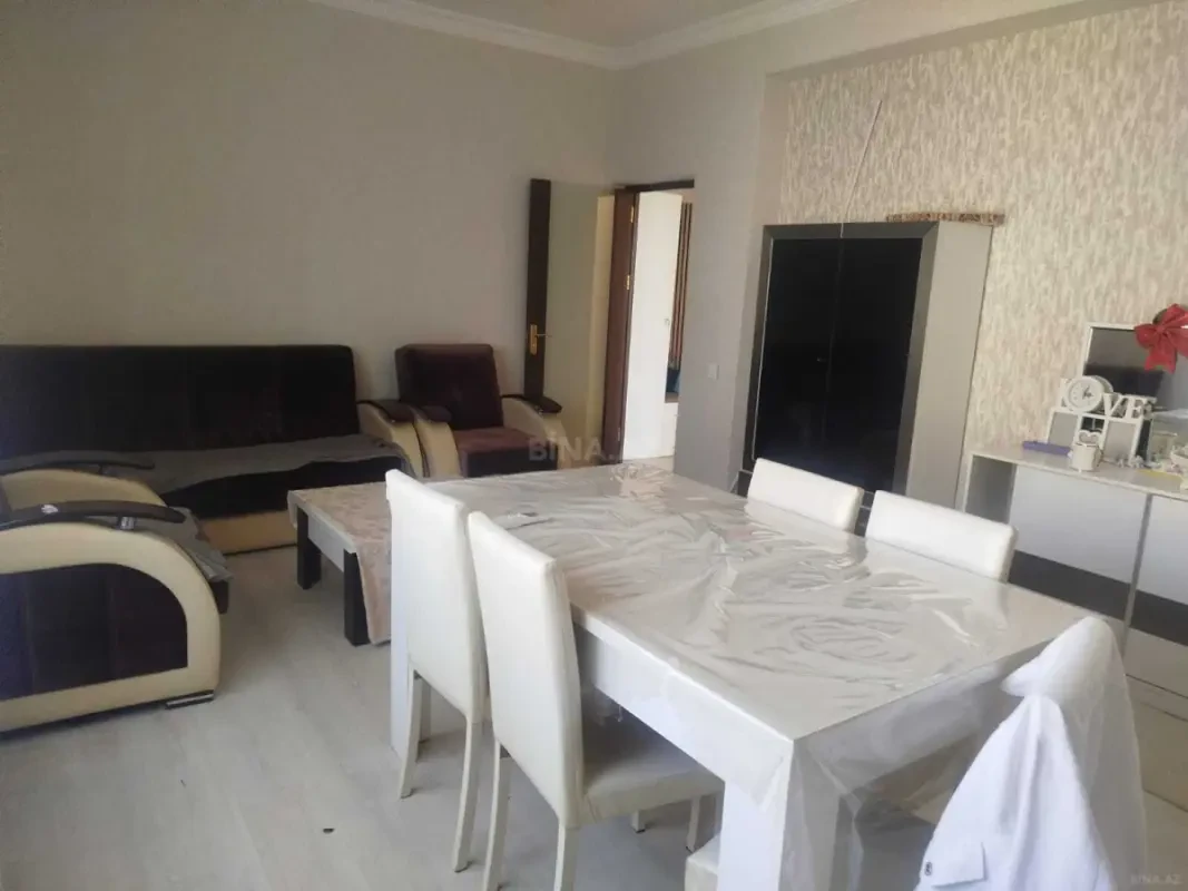 Kirayə verilir 2 otaqlı mənzil 65 m²