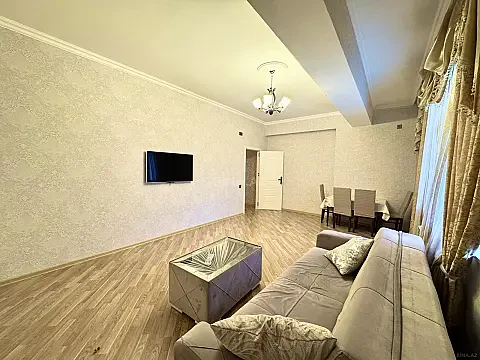 Kirayə verilir 2 otaqlı mənzil 85 m² — Bakı, Bayıl 2 otaq 85.00 m²