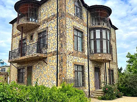Satılır 7 otaqlı həyət evi 400 m² — Bakı, Görədil 7 otaq 400.00 m²