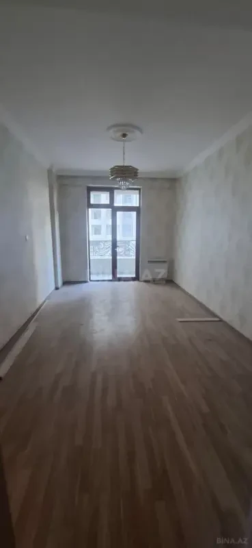 Satılır 2 otaqlı mənzil 100 m²