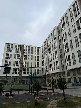 Satılır 4 otaqlı mənzil 146 m² — Bakı 4 otaq 146.00 m²