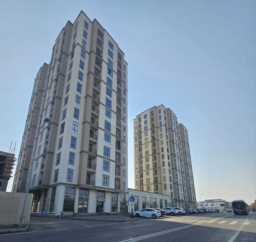 Satılır 2 otaqlı mənzil 75 m²