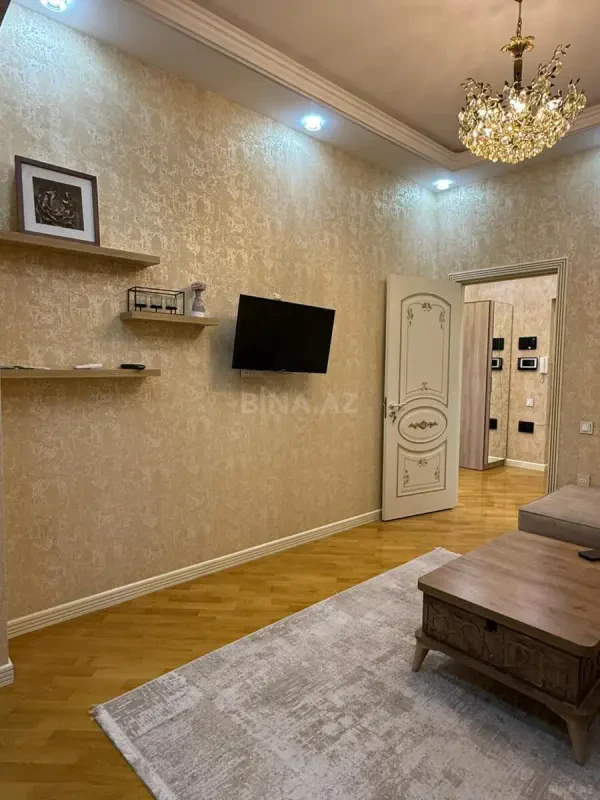 Kirayə verilir 2 otaqlı mənzil 50 m²